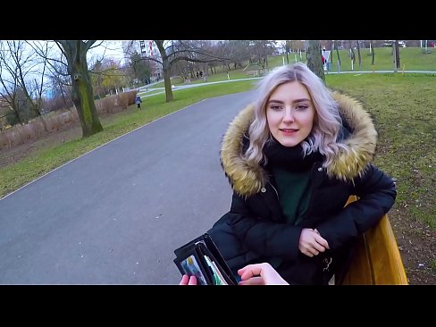 ❤️ Swallows hot cum coigreach airson airgead - blowjob anns a 'phàirc le Eva Elfie ️ Bhidio gnè aig gd.pornhills-com.ru ❌